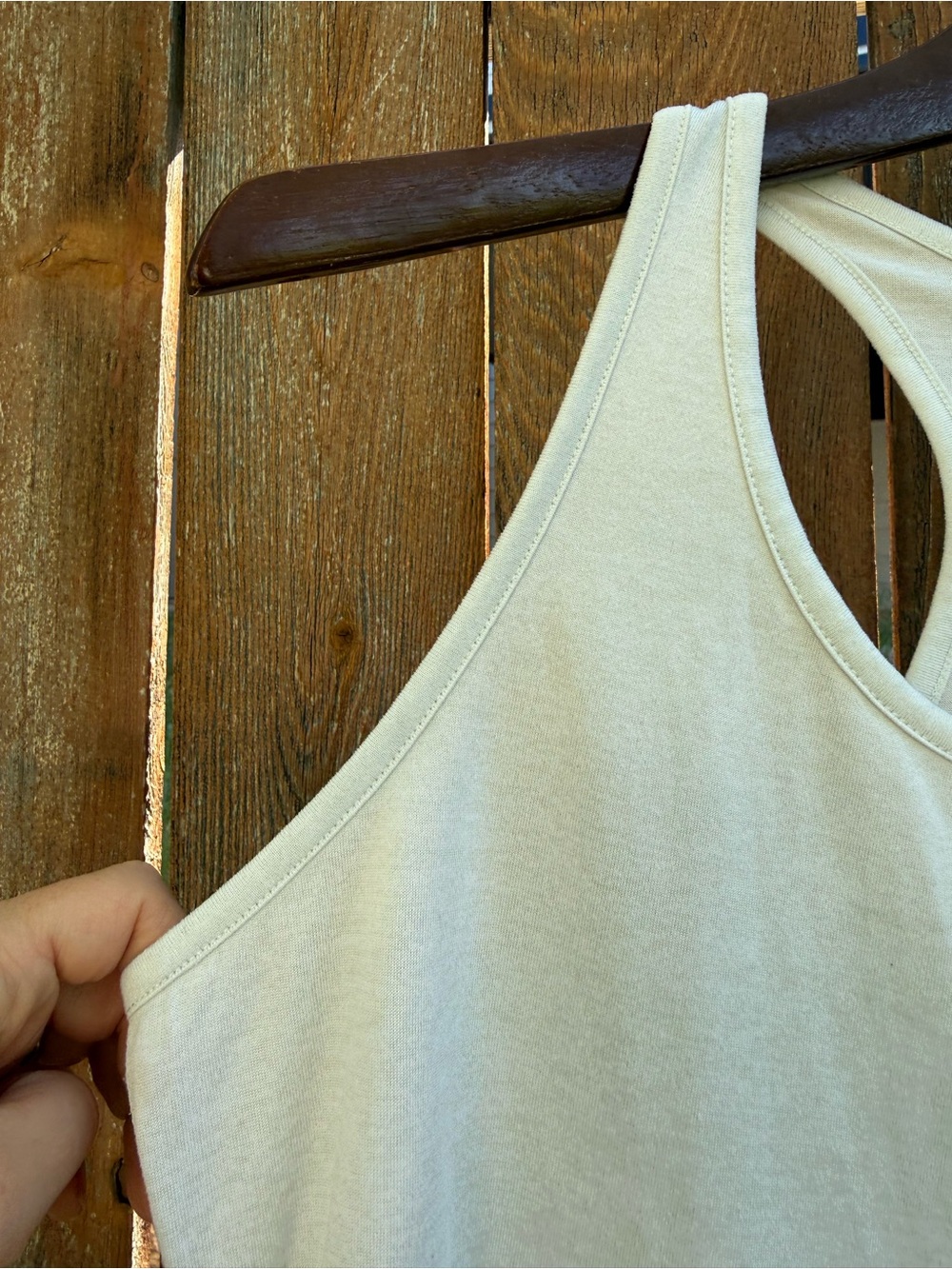 NIKE Dri Fit Women’s Light Gray Racerback Athletic Tank Top Size Medium - Picture 3 of 7